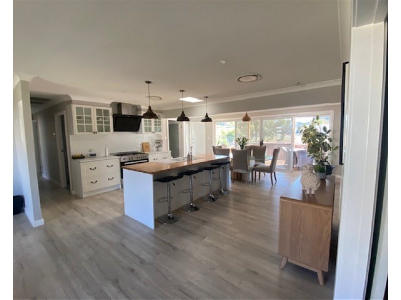 16 WATSON STREET, Bellbird NSW 2325