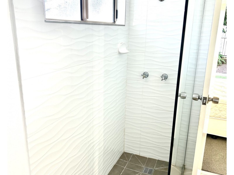 205/24 Lake Weyba Drive, Noosaville QLD 4566