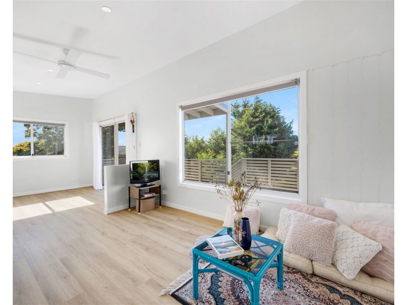 B/13 Church street, Greenwell Point NSW 2540