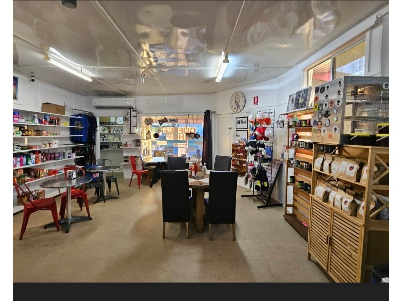 20  Pine  Street, Thallon QLD 4497