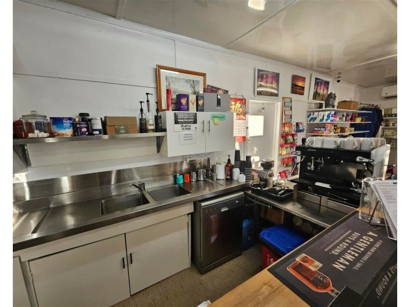 20  Pine  Street, Thallon QLD 4497