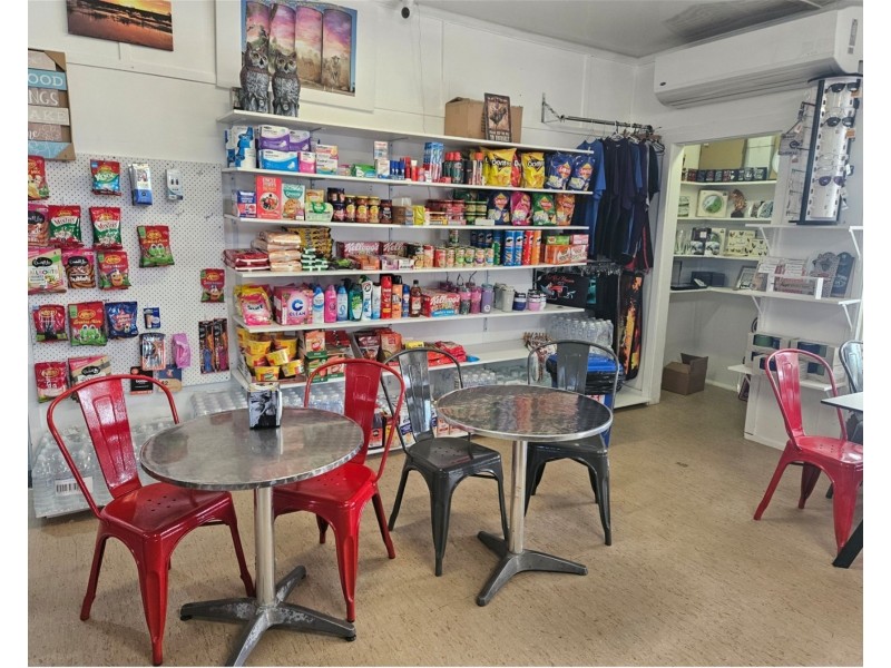 20  Pine  Street, Thallon QLD 4497