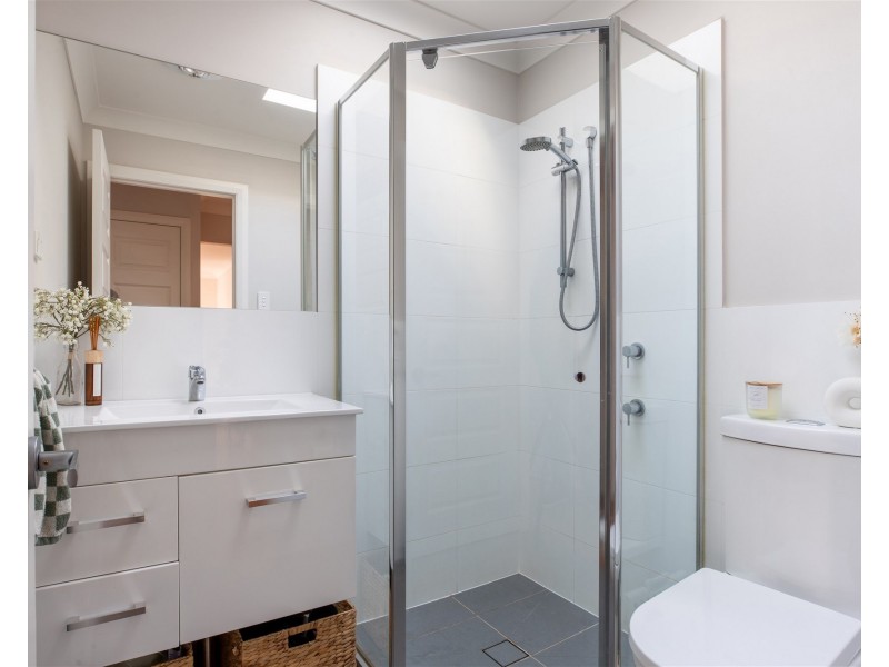 20 Woollamia Lane, Tullimbar NSW 2527