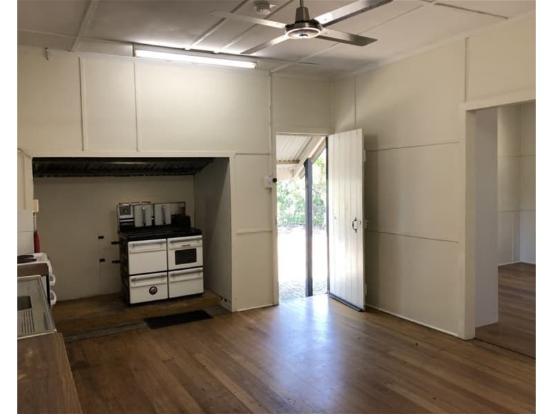 52 Helen Street, Cooktown QLD 4895