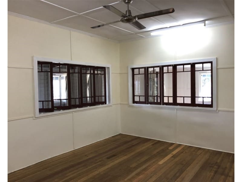 52 Helen Street, Cooktown QLD 4895