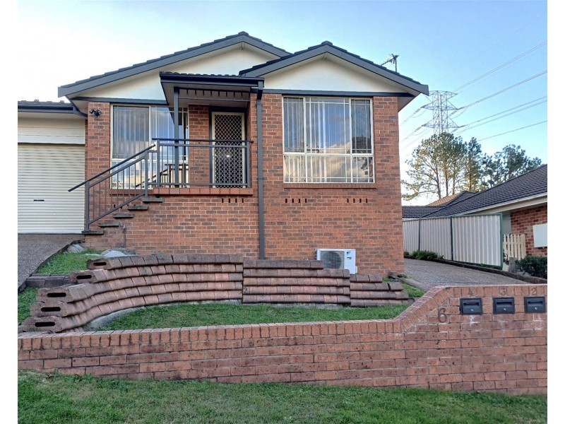 1/6 Blaxland Road, Macquarie Hills NSW 2285