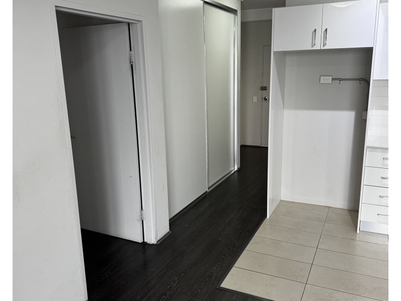 8 /45 Santana road, Campbelltown NSW 2560