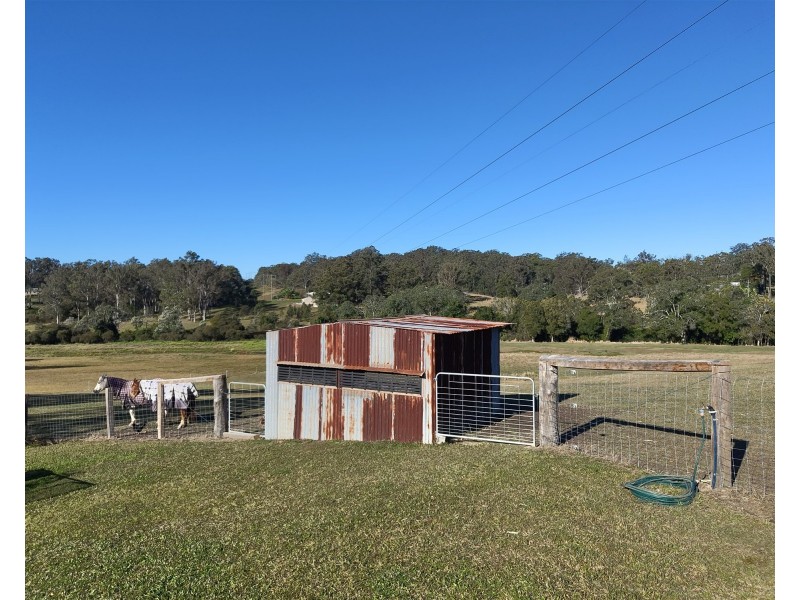 84 Seam Mill Place, Dondingalong NSW 2440