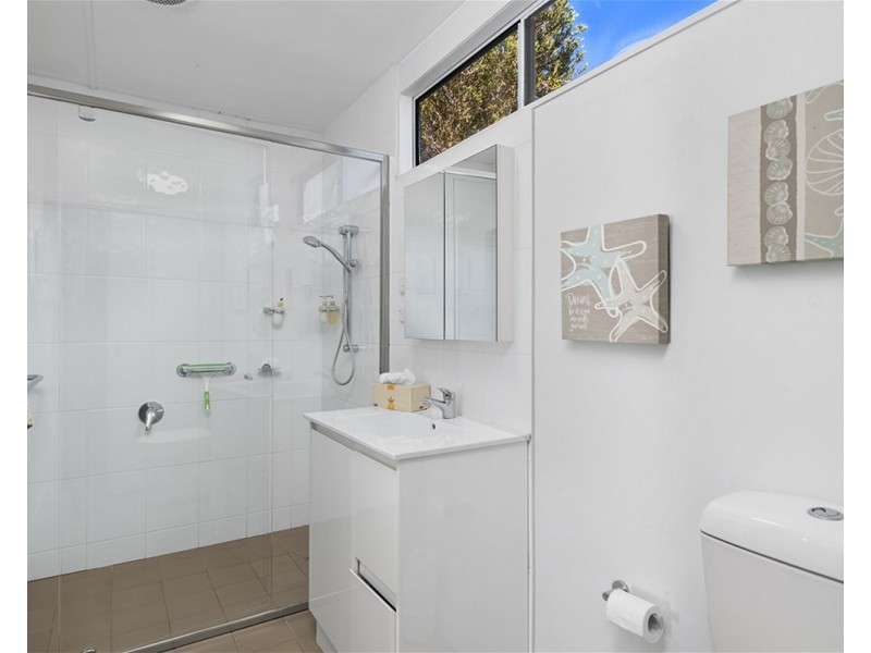 14 Frangipani Avenue, Green Point NSW 2251