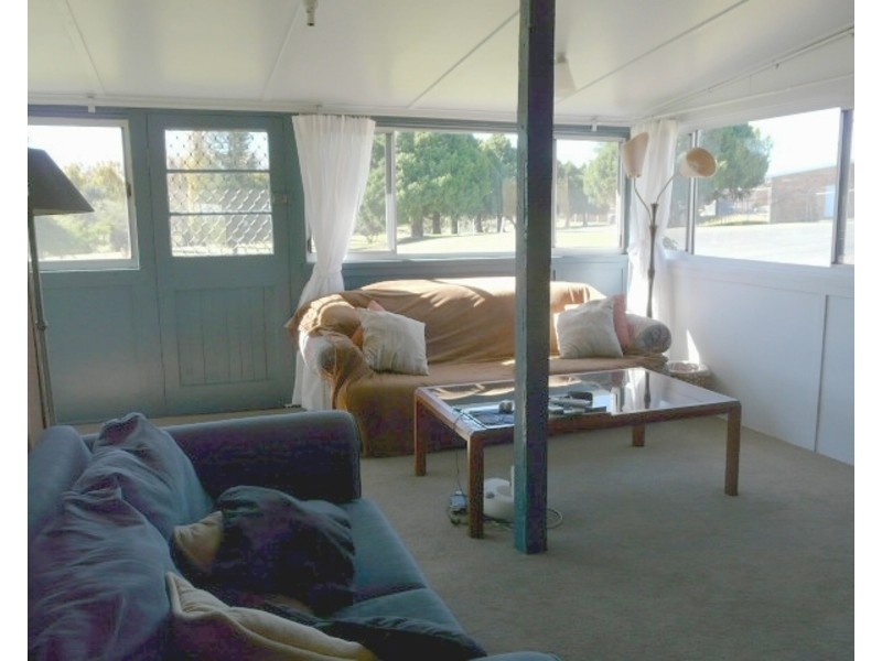 87 Petre, Tenterfield NSW 2372