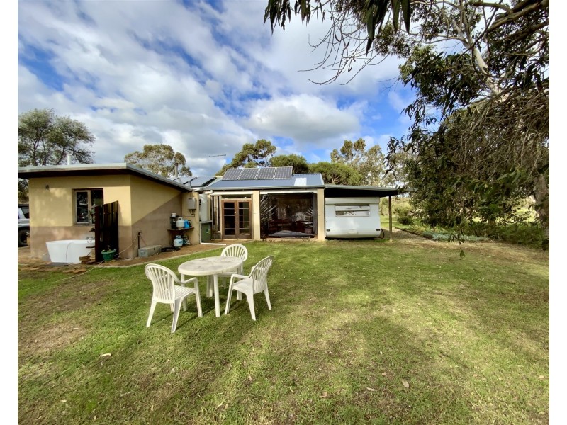 17 Knapp, Youngs Siding WA 6330