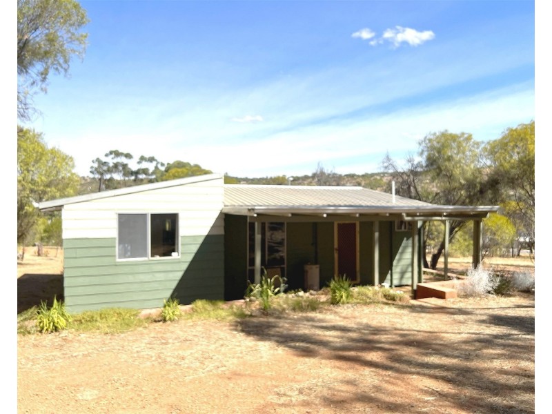 3 Connor Street, Toodyay WA 6566