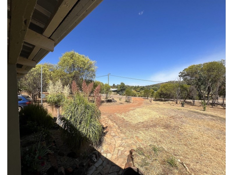 3 Connor Street, Toodyay WA 6566