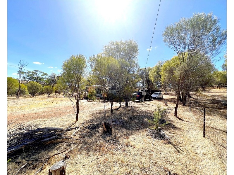 3 Connor Street, Toodyay WA 6566