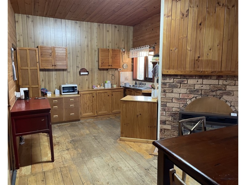 12 Kennedy Street, Maryborough VIC 3465