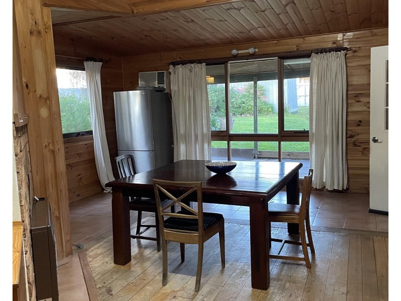 12 Kennedy Street, Maryborough VIC 3465