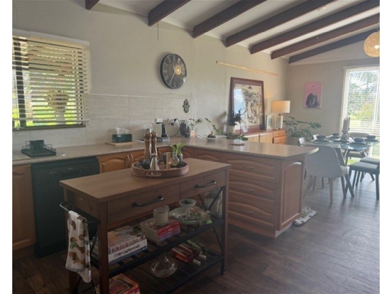 685 Stanwix Place, Wooroloo WA 6558