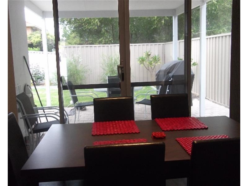 33 Burnside Street, Bayswater WA 6053
