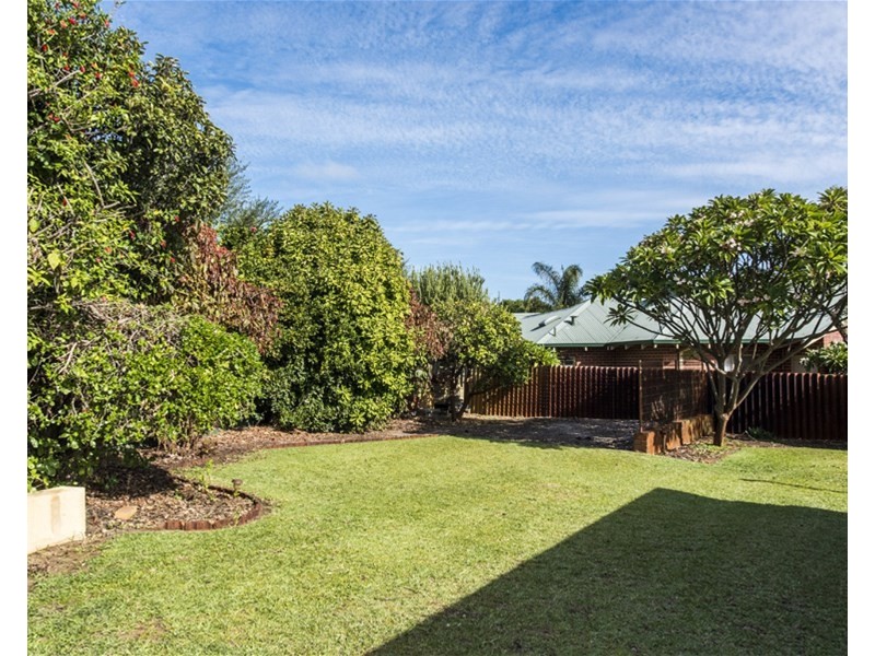 26 Shearn Crescent, Doubleview WA 6018