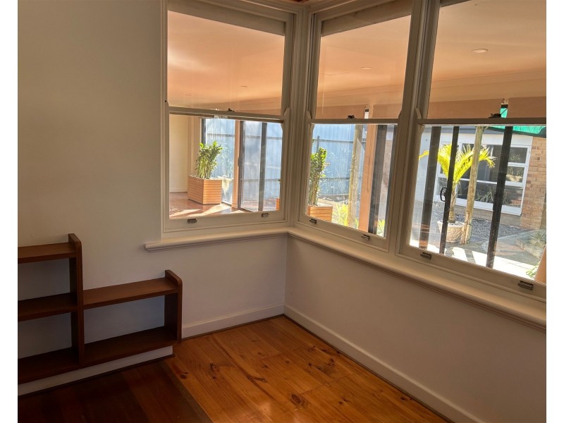 74 Edward st, Cumberland Park SA 5041
