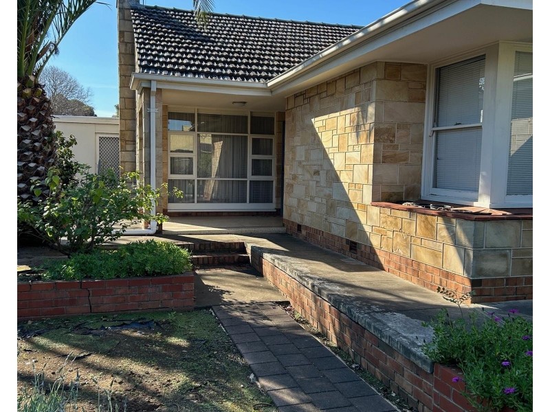 74 Edward st, Cumberland Park SA 5041