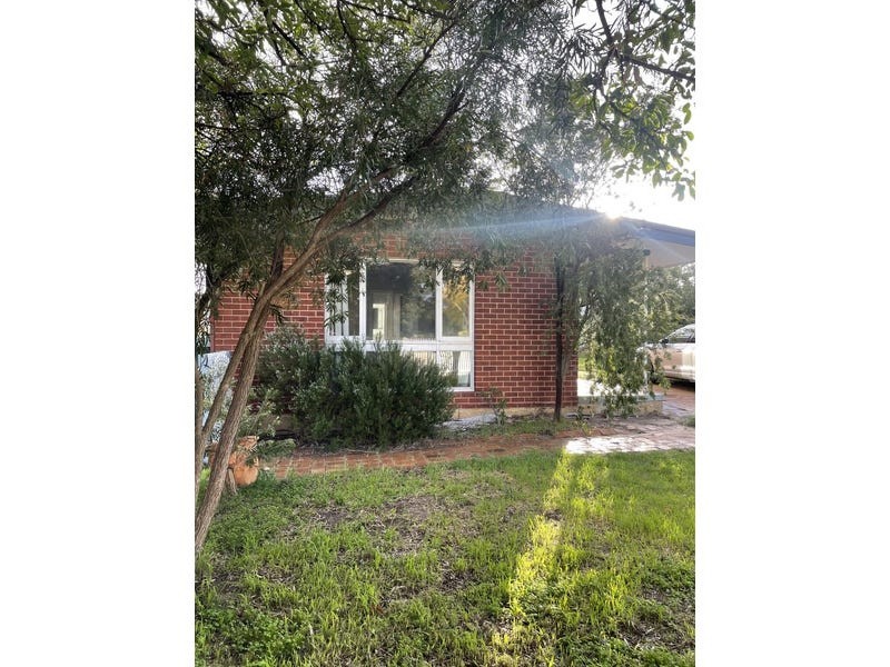 32 Denston Way, Girrawheen WA 6064