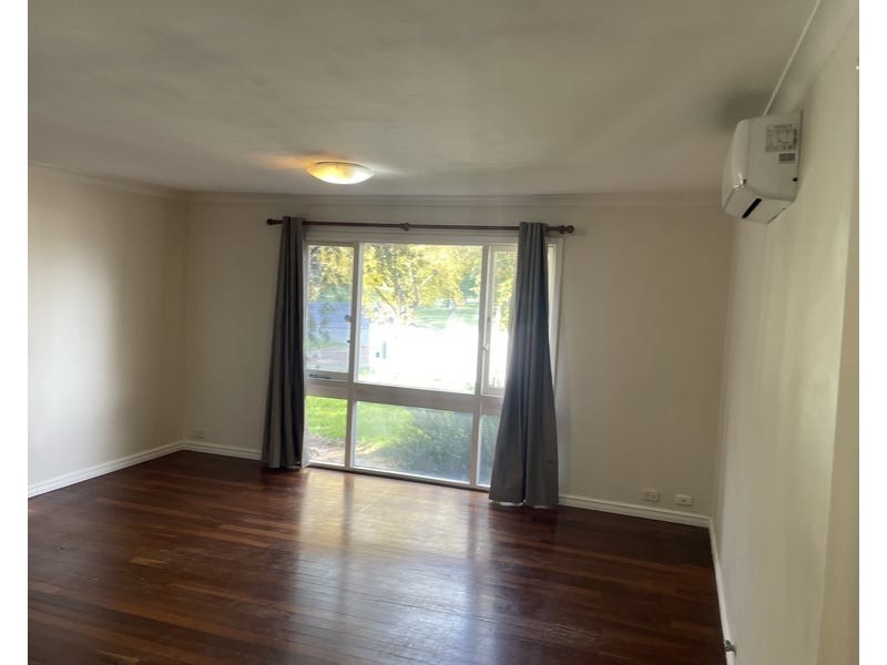 32 Denston Way, Girrawheen WA 6064