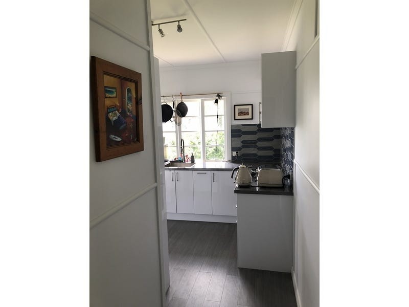 11A Addison Street, Red Hill QLD 4059