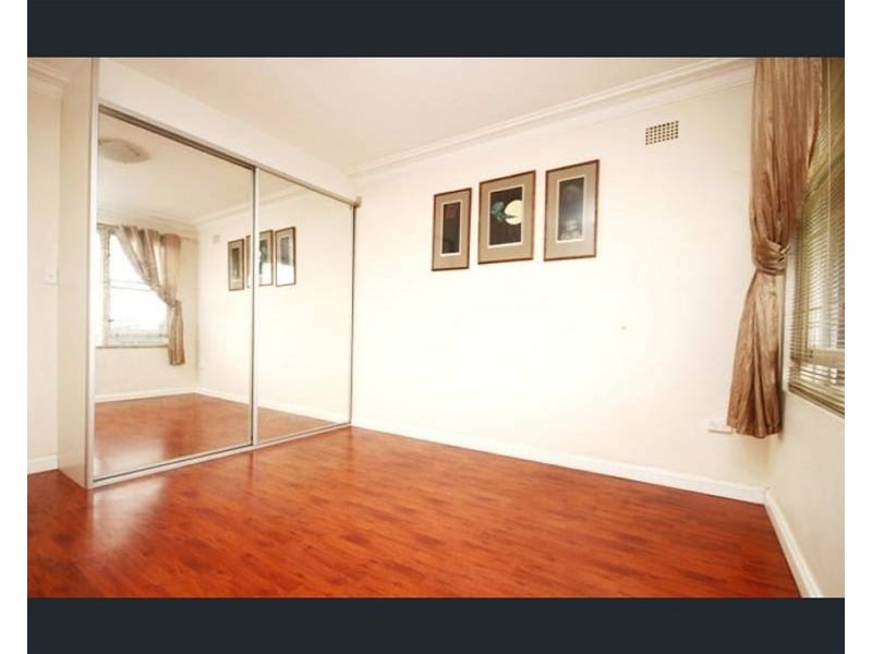 8/1-3  Taylor Street, Lakemba NSW 2195