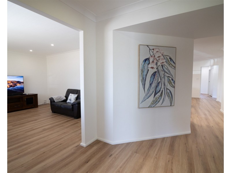 3  Friendship Link, Albion Park NSW 2527