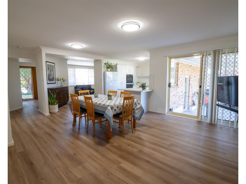 3  Friendship Link, Albion Park NSW 2527