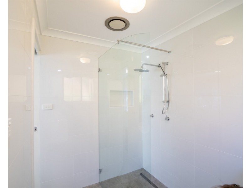 3  Friendship Link, Albion Park NSW 2527