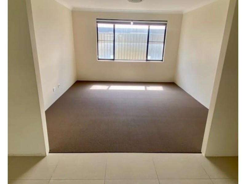 29 Ontario Grove, Success WA 6164