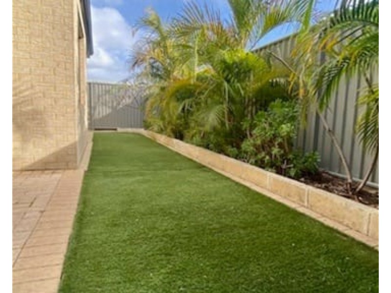 29 Ontario Grove, Success WA 6164