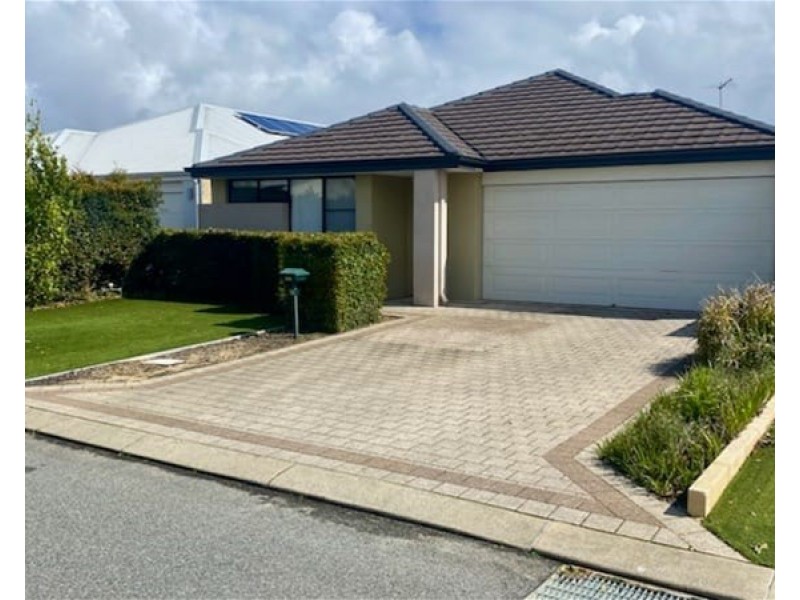 29 Ontario Grove, Success WA 6164