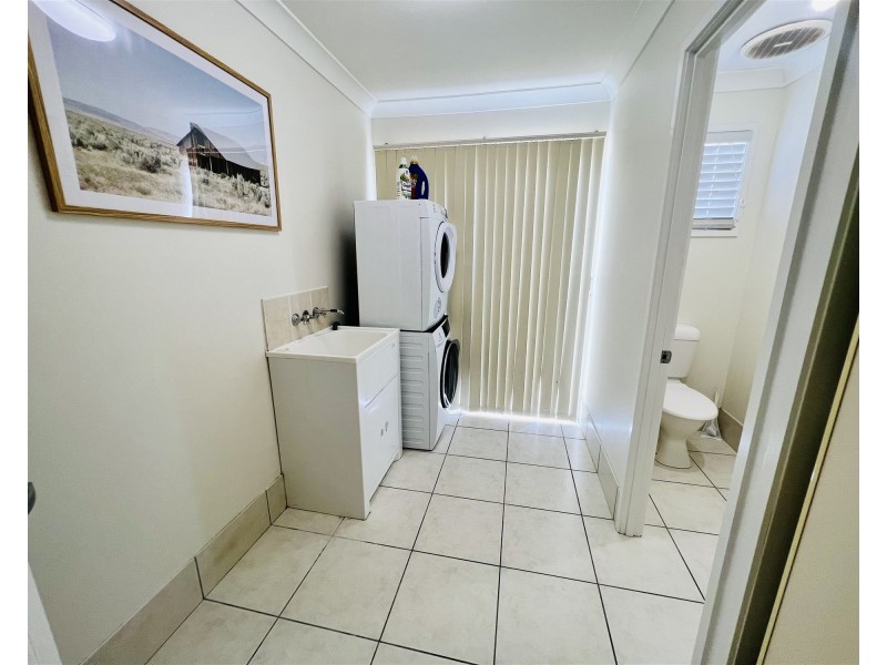 41 Clovelly Place, Sandstone Point QLD 4511