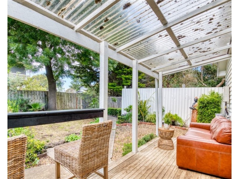 39 Red rocks rd, Cowes VIC 3922