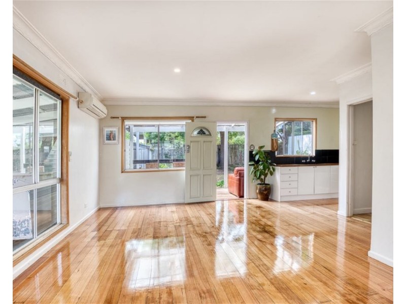 39 Red rocks rd, Cowes VIC 3922