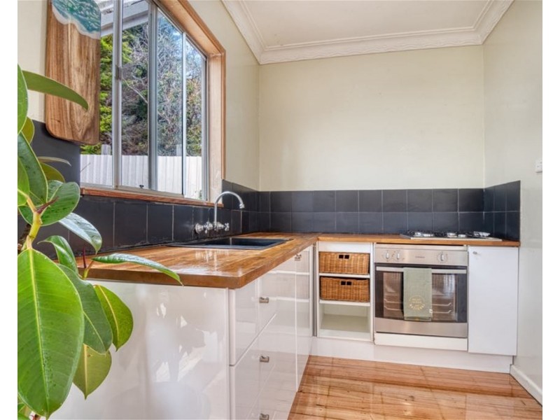 39 Red rocks rd, Cowes VIC 3922