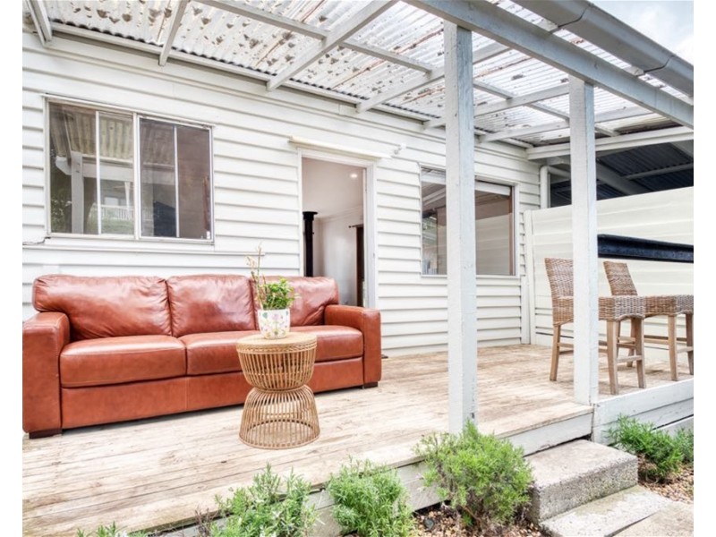 39 Red rocks rd, Cowes VIC 3922