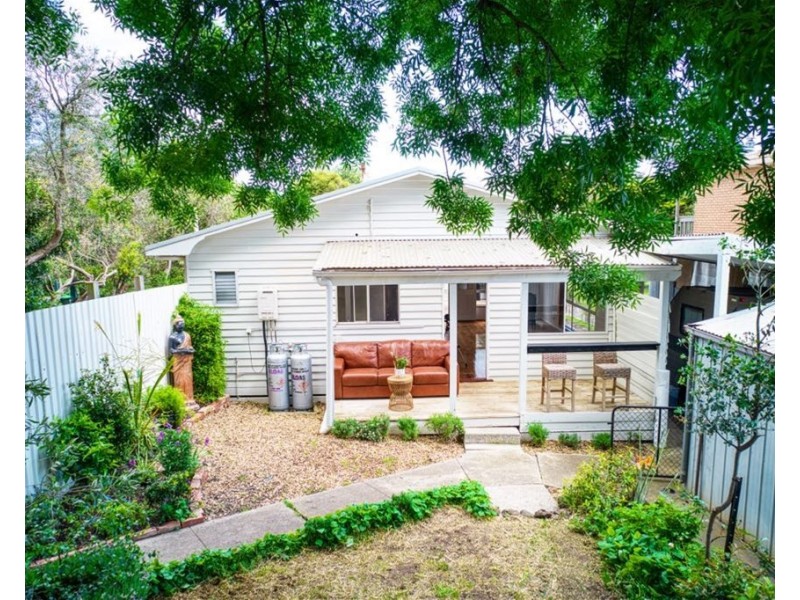 39 Red rocks rd, Cowes VIC 3922