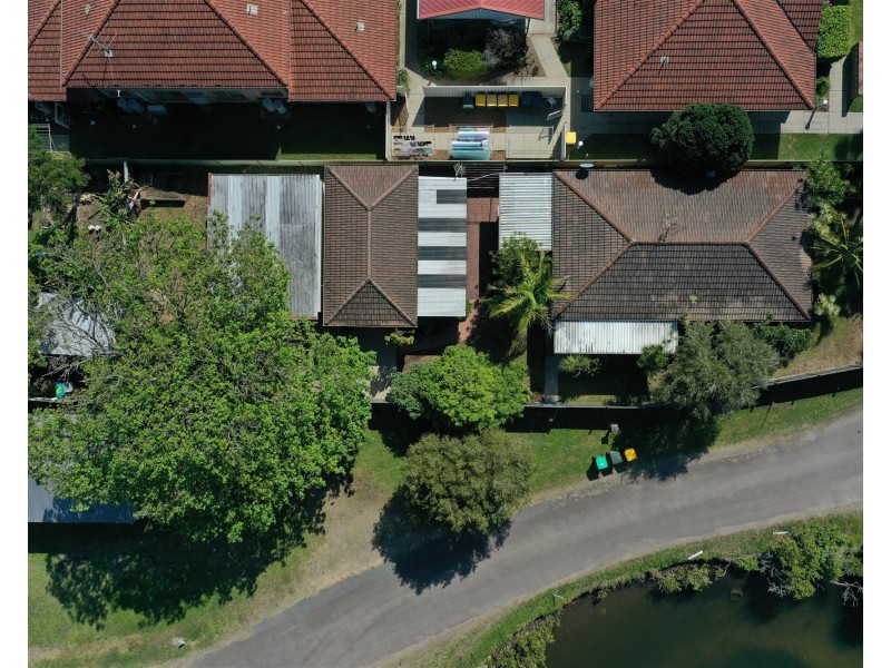 1 Capri Close, Belmont NSW 2280