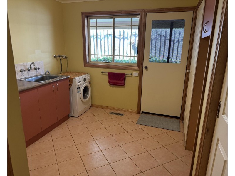 22  Hatfield Drive, Drouin VIC 3818