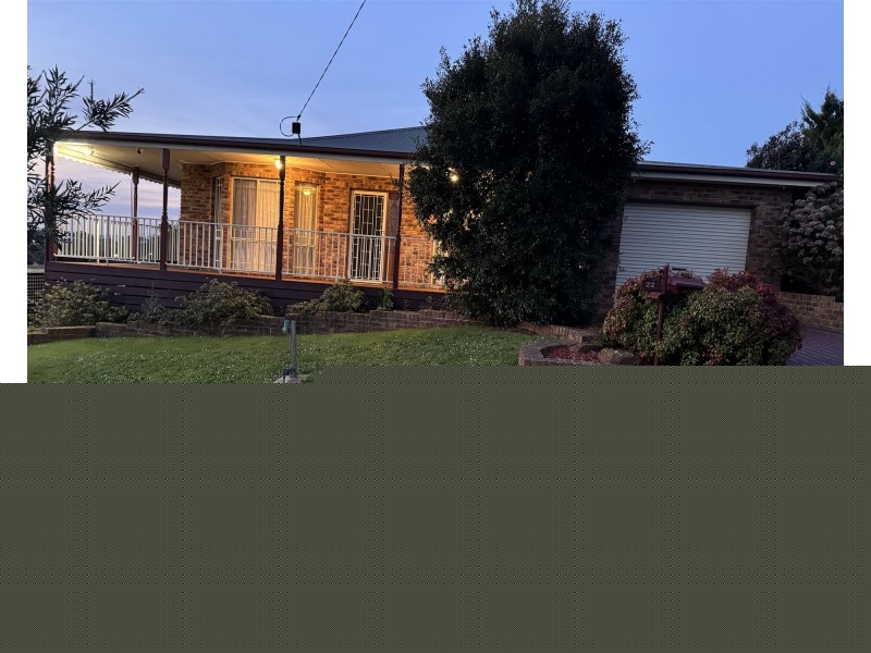 22  Hatfield Drive, Drouin VIC 3818