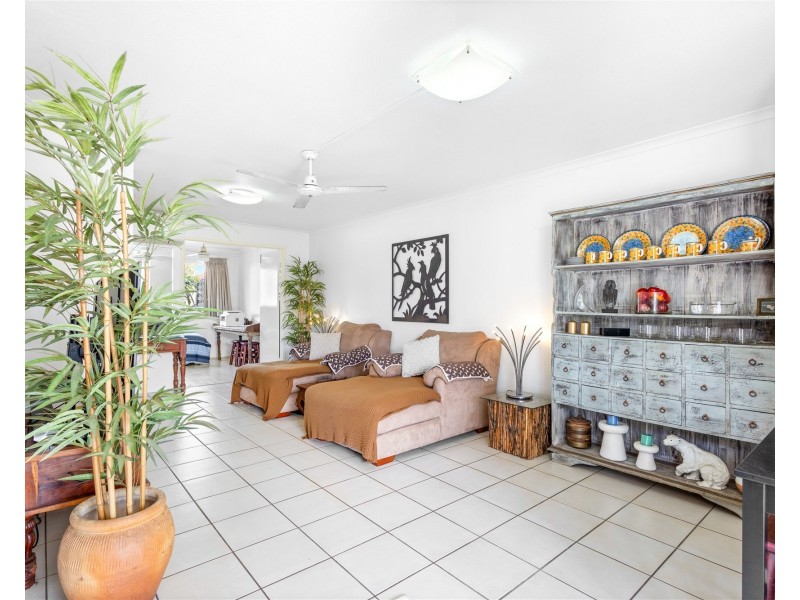 115/24 Lake Weyba Drive, Noosaville QLD 4566