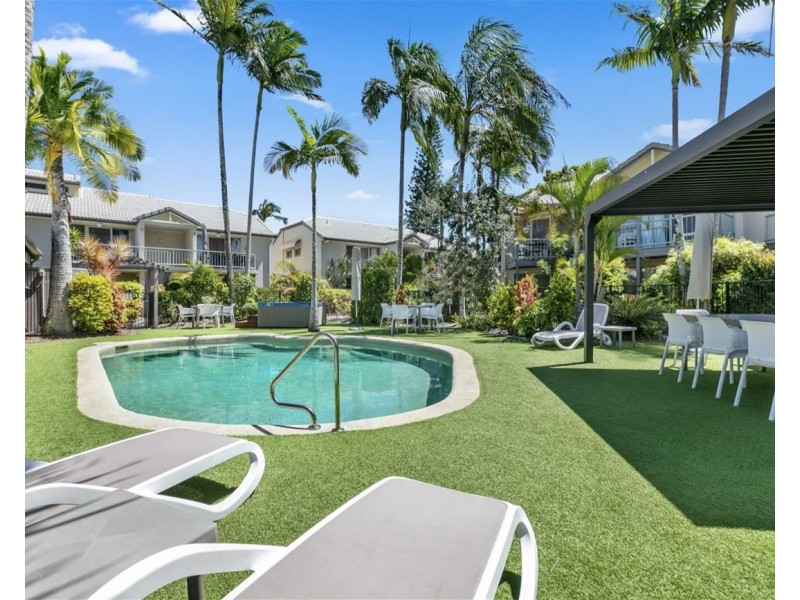 24 Lake Weyba Drive, Noosaville QLD 4566
