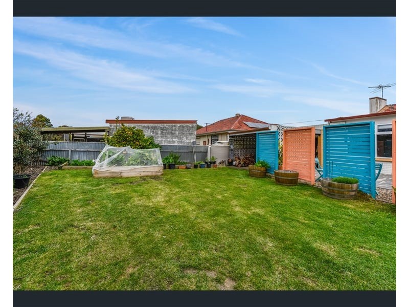 103 Mount Gambier Rd, Millicent SA 5280
