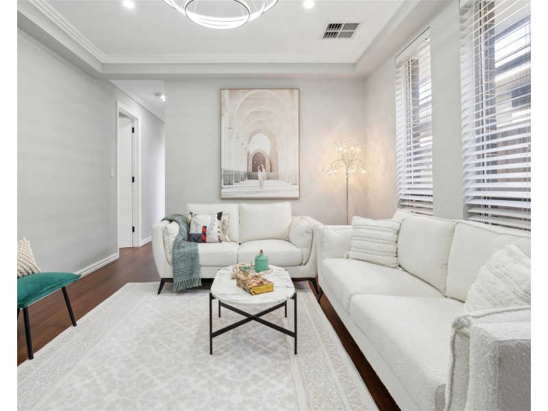 7.     Ray   Street, Findon SA 5023