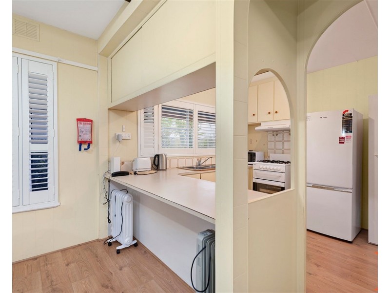 2 Blueberry Ash Road, Green Point NSW 2251