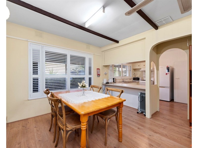 2 Blueberry Ash Road, Green Point NSW 2251